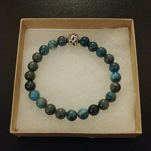 Apatite Stone Bracelet - Picture 2 of 8